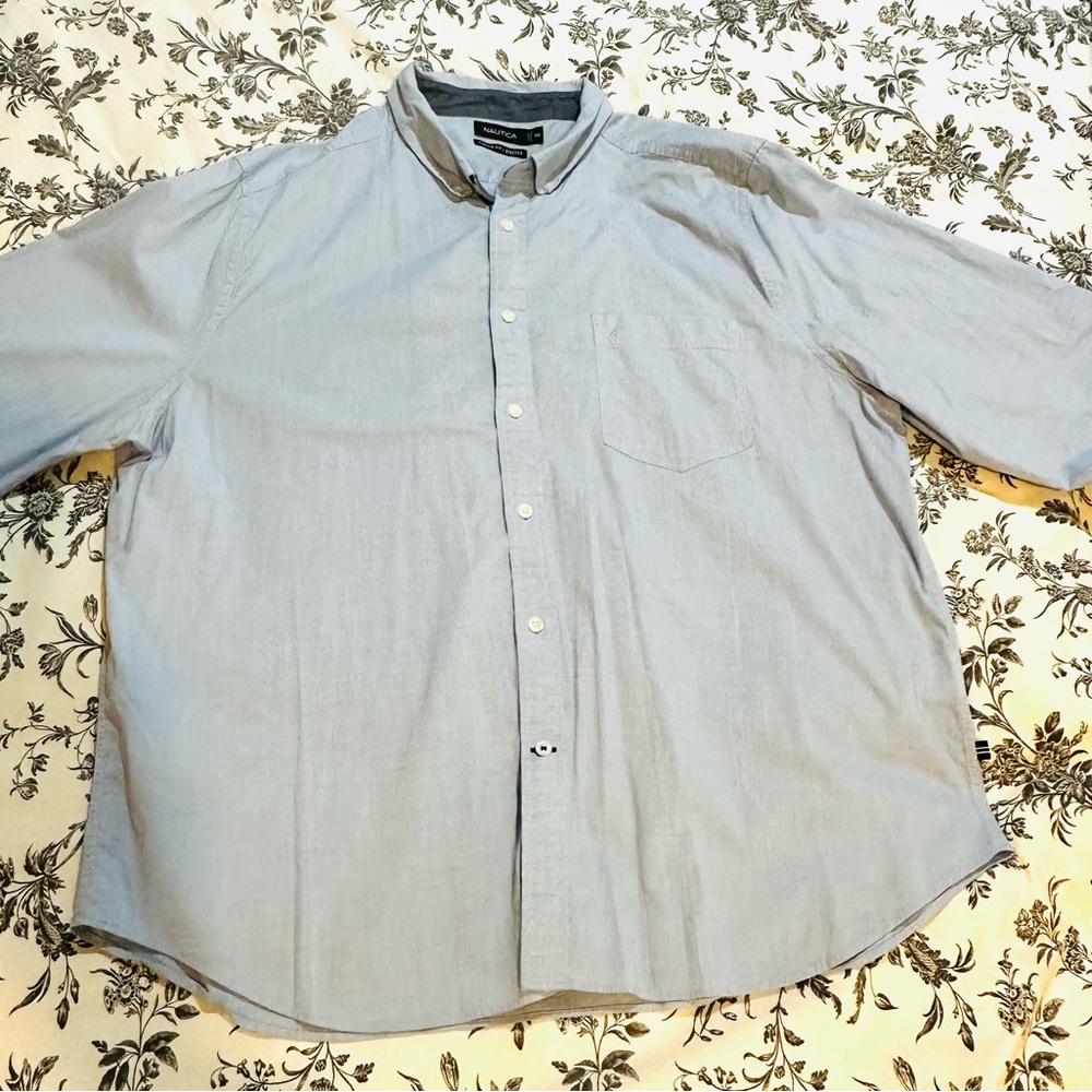 Nautica Men's Sky Blue Casual Button-Down Shirt